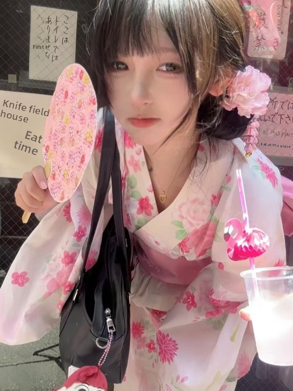 Ethnic Fashion Online - Traditionele Japanse kimono Formele badjas Fotografie