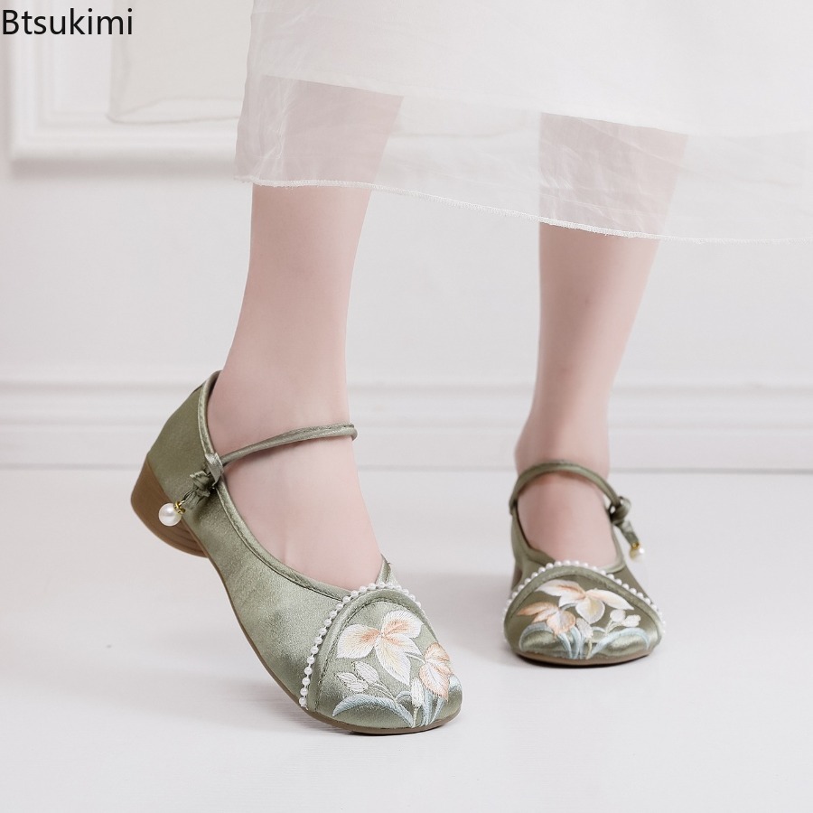 Ethnic Fashion In - Mode geborduurde damesschoenen in Chinese stijl